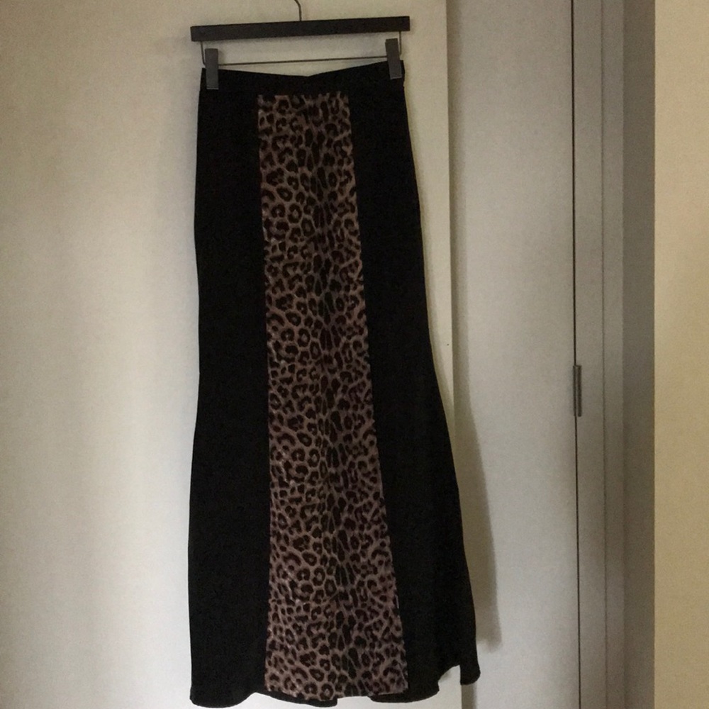 Urban Outfitters Leopard print Maxi Skirt